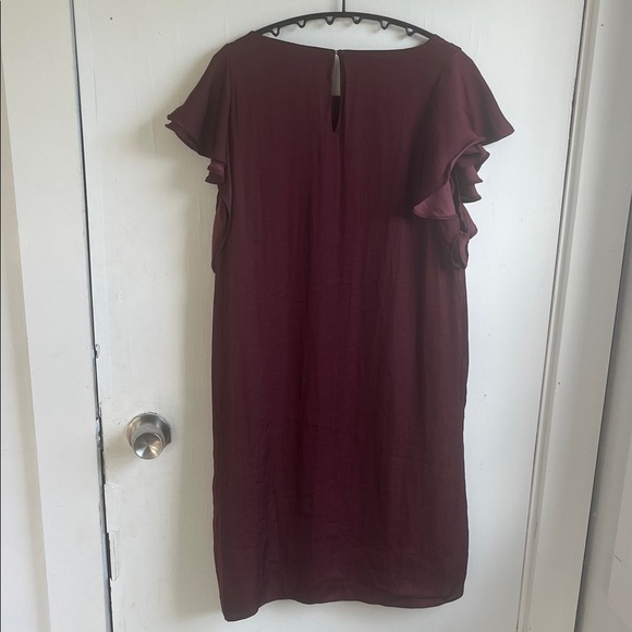 Elegant Burgundy Naked Zebra Ruffle Sleeve Dress Size Large - Picture 6 of 7